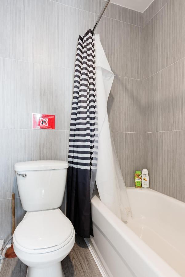 Apartments Near Montreal Olympic Park エクステリア 写真