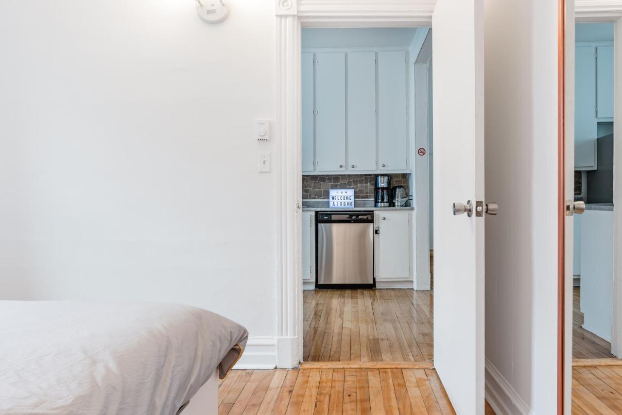 Apartments Near Montreal Olympic Park エクステリア 写真