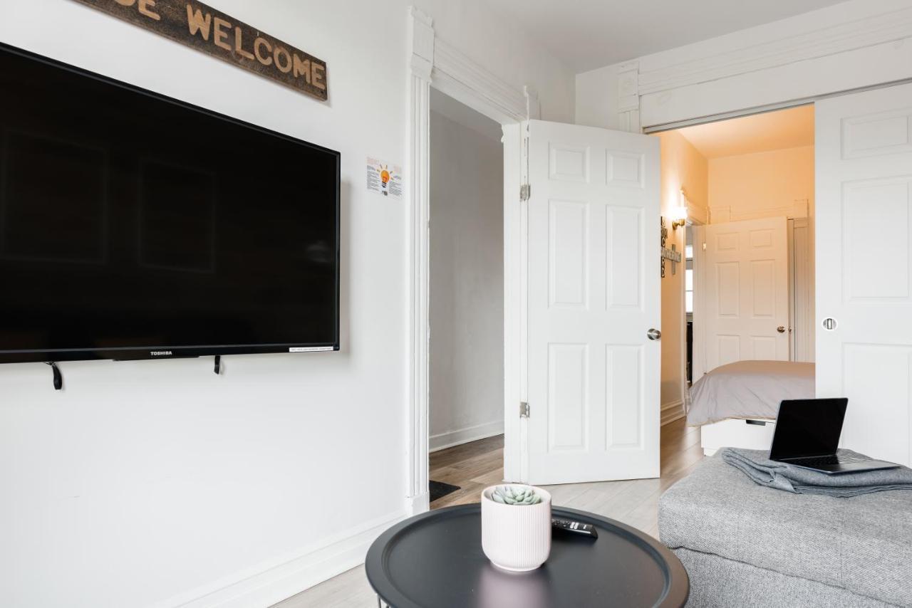 Apartments Near Montreal Olympic Park 部屋 写真